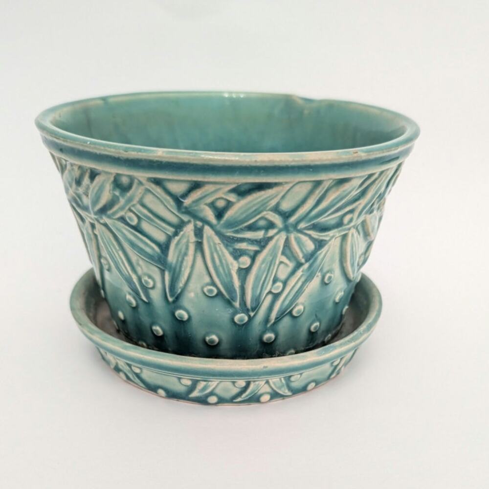 McCoy Pottery Turquoise Flower Pot Planter Saucer 1940s Hobnail Leaf Berry Motif